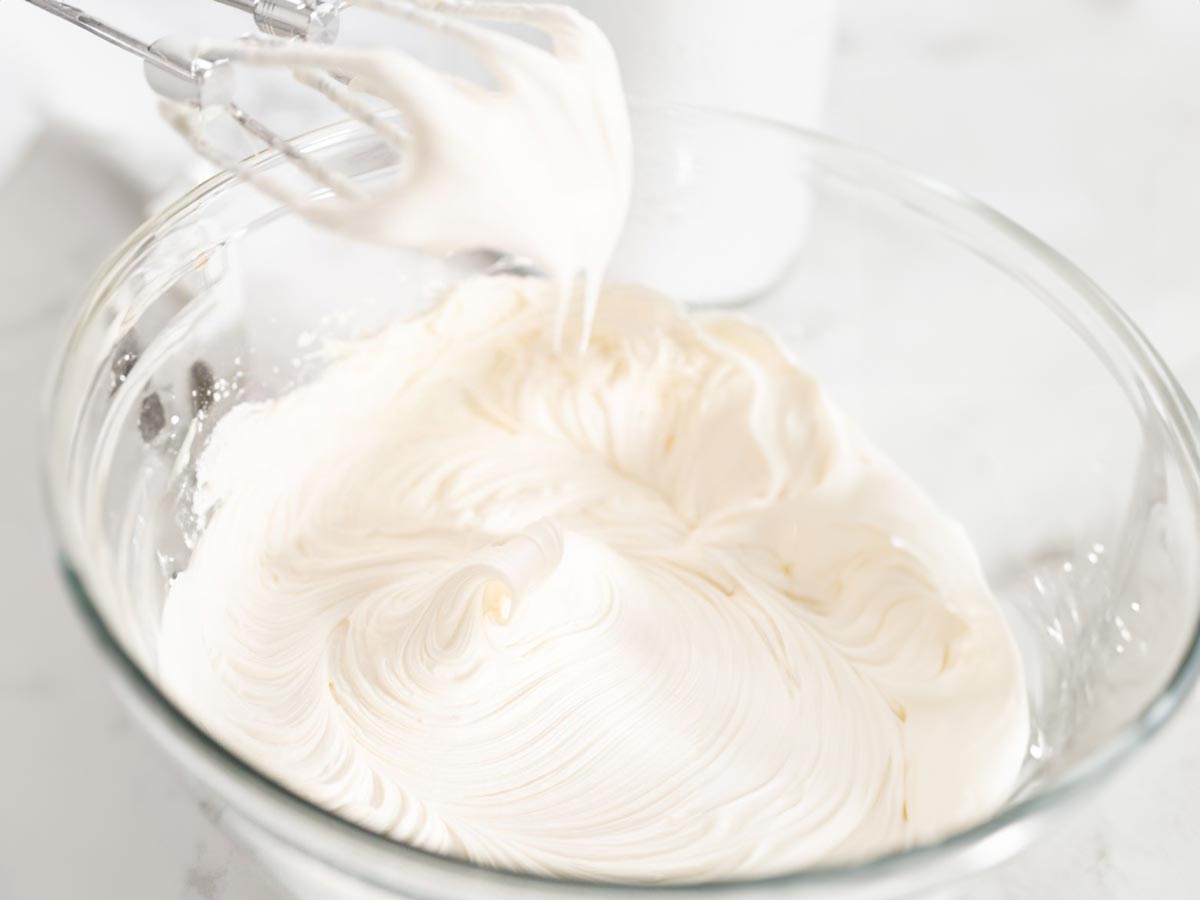 como-bater-creme-perfeitamente-–-pequerecetas